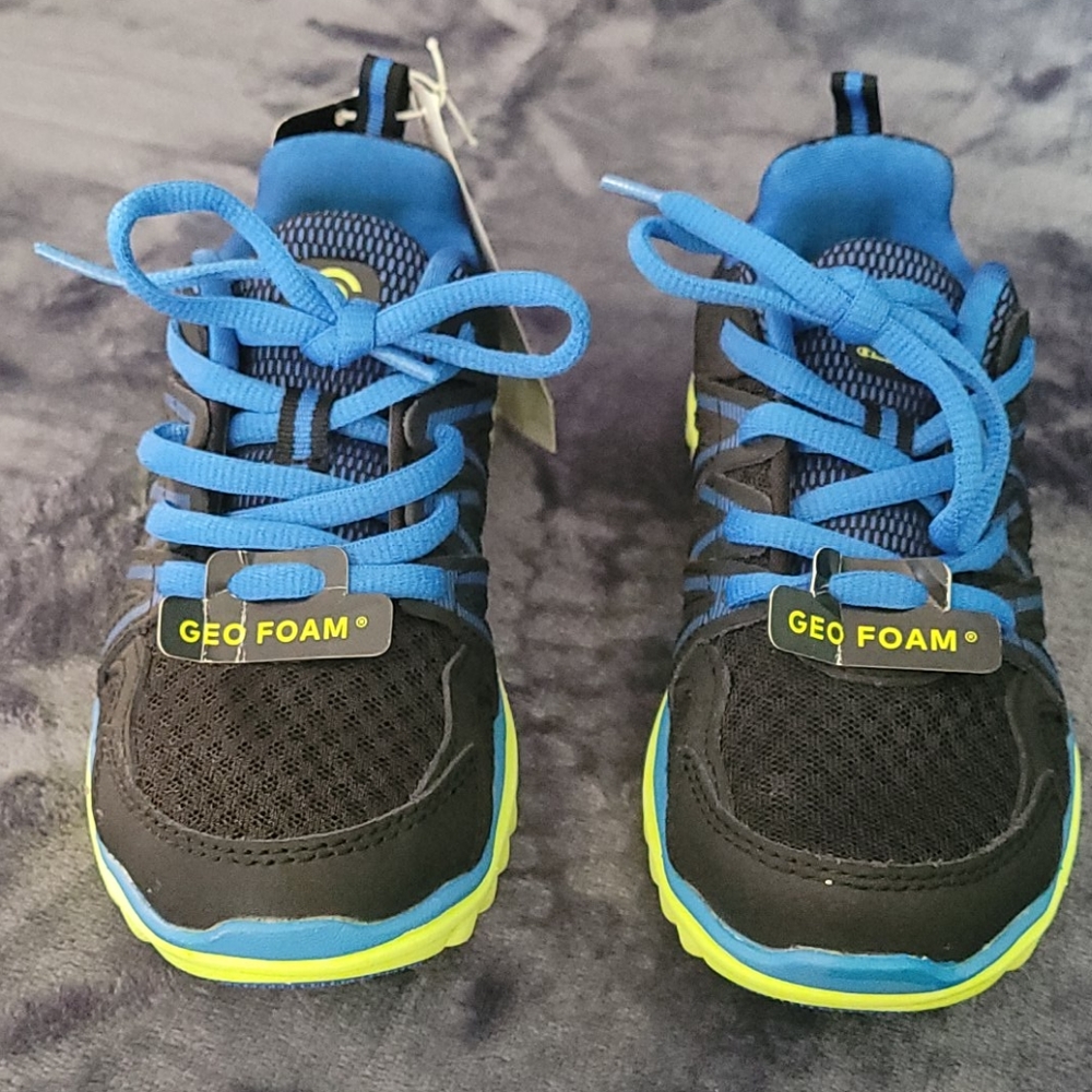 Kids shoes
